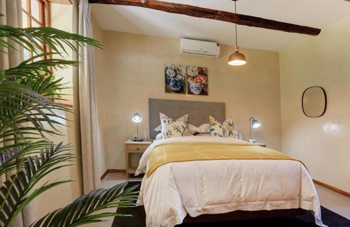 Oudtshoorn Apartment | Almond Valley Manor & Cottages