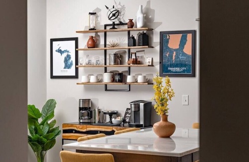 Traverse City Condo | Almost-Downtown Condo w/Fully Stocked Coffee Bar and Private Sauna