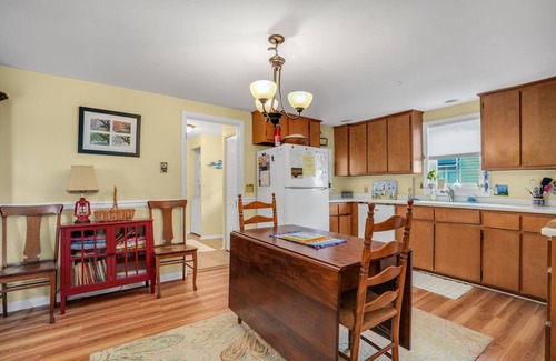 Chincoteague House | Almost Heaven - Pet friendly; Waterfront home!