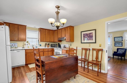 Chincoteague House | Almost Heaven - Pet friendly; Waterfront home!