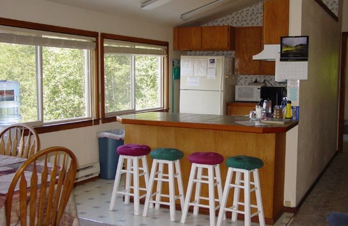 Ketchikan Apartment | Almost Home 1-Bdrm overlooking Knudson Cove Marina. Fishermen & families welcome