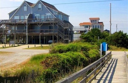 Emerald Isle Cottage | Almost Ocean Front, 2nd Row, Great Ocean Views, Easy Beach Access, Quiet Street