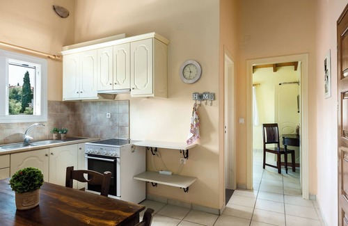 Dassia Apartment | Aloe Seaview Apartment by Konnect, Dassia