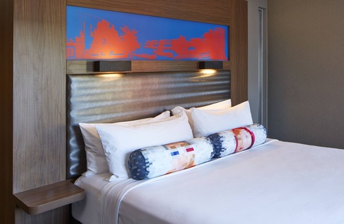 Overlake Hotel | Aloft Seattle Redmond
