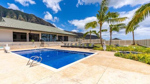 Makaha Valley House | Aloha Breeze by AvantStay Ocean View Near Beach