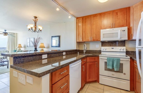 Waikiki Condo | Aloha Condos, Ilikai Marina, Condo 1286, Oceanfront, AC
