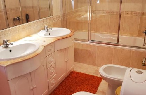 Nazare House | Alojamento Bertil
