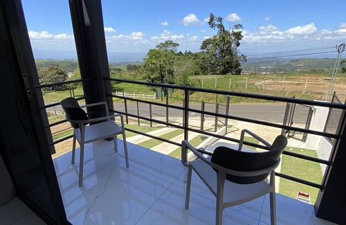 Quesada Apartment | Alojamiento Moderno y Lujoso con Increible Vistas Schillsnvolcanoviews