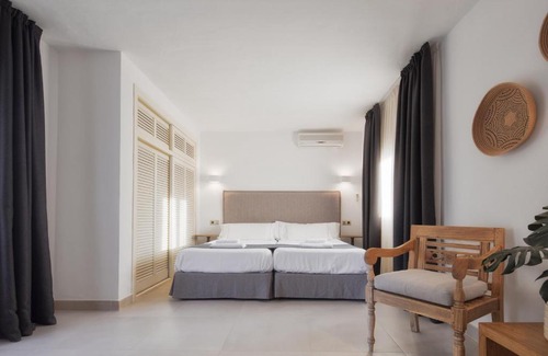 Es Pujols Apartment | Alojamientos Turísticos Cardona - Estudio Doble Superior
