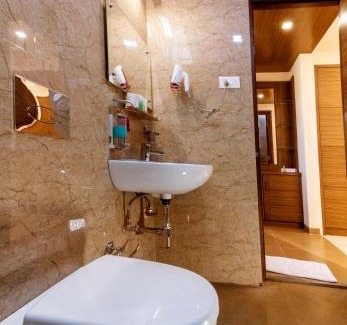 Vellore Hotel | Aloka Stay Inn