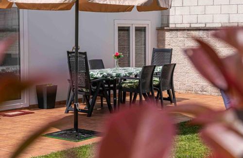 Lousame House | Alola