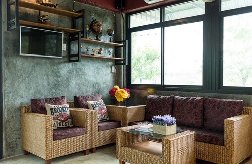 Kaeng Krachan Hotel | Alongkorn Farm and Resort