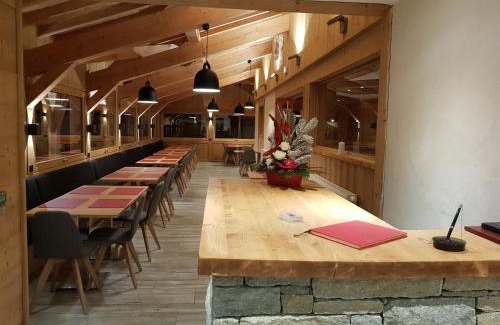 Morzine Hotel | Alpen Roc