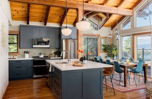 Meeks Bay Ski Chalet | Alpenglow Aerie | StayLuxe Rubicon