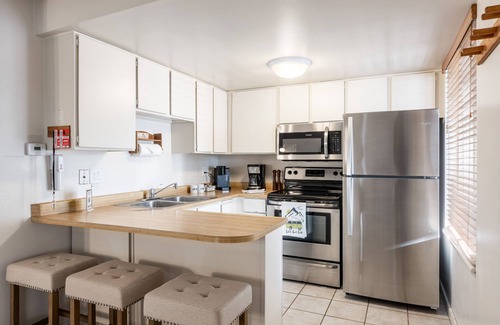 Deer Valley Apartment | Alpenhof Condominiums: Walk to Ski Resort, Hot Tub, Downtown Access!