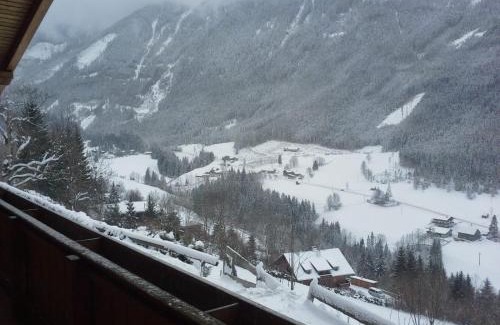 Schladming Apartment | Alpenvilla Janerweg - by myNests
