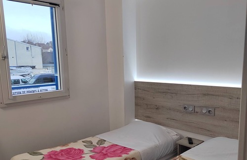 Bouafle Hotel | Alpha Hotel