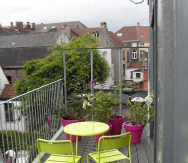 Ghent House | Alphabed & Bike
