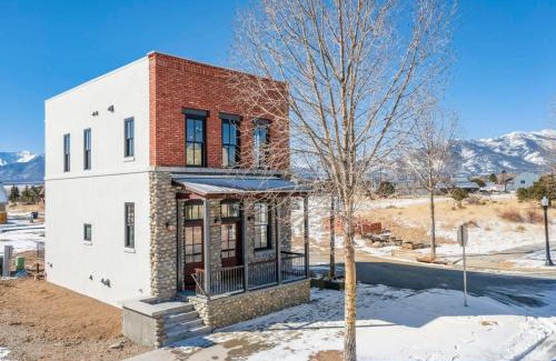 Buena Vista Apartment | Alpine Abode Private Main Level Studio
