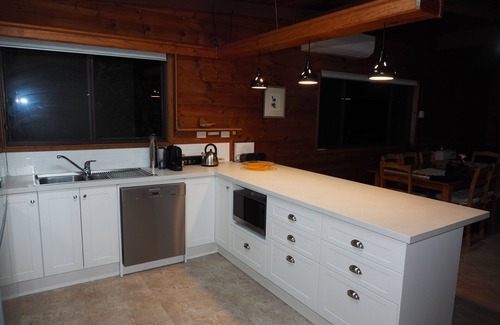 Tawonga South House | ALPINE ALLURE - ALL SEASONS WONDER