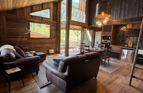 Saint-Jean-dʼAulps Ski Chalet | Alpine Artisan Stay | Views, Balcony, Garage