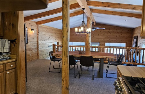 Nathrop Cabin | Alpine Cabin at Deer Valley Ranch. Family friendly w/resort amenities included