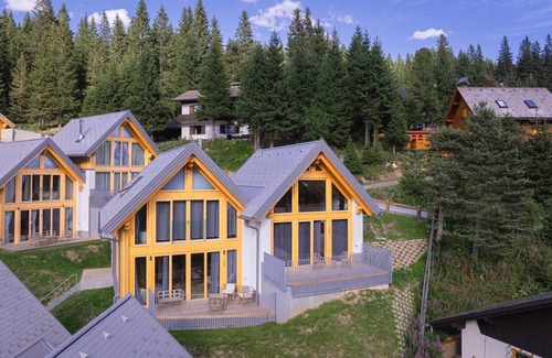 Schonberg House | Alpine chalet with private sauna