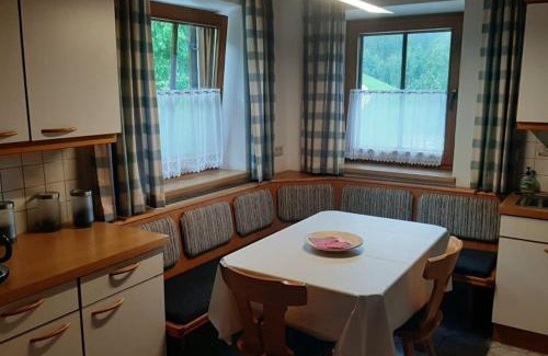 Eckartau Apartment | Alpine cottage with exceptional view