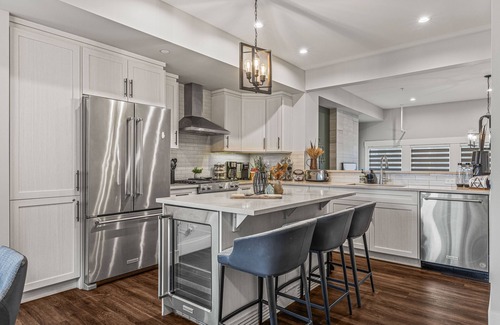 Canmore House | ALPINE CREST. Elevated Mountain Vacation @ The Mercer Canmore