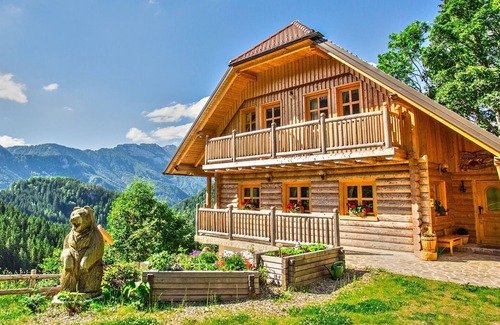 Solcava Ski Chalet | ALPINE DREAMS - AT THE END OF THE WORLD – AT THE BEGINNING OF HEAVENLY BEAUTY