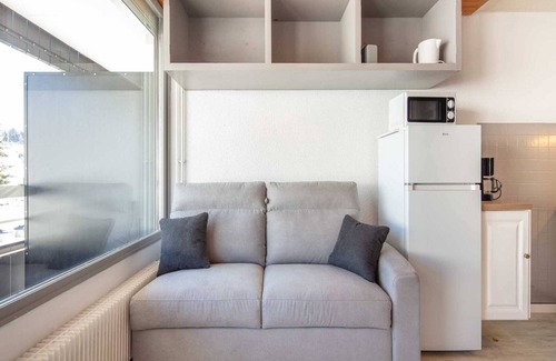 Chamrousse Apartment | Alpine Hideaway with Balcony
