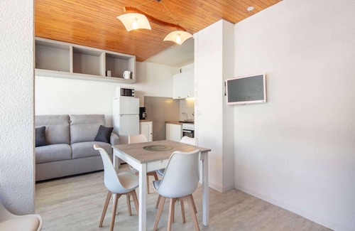 Chamrousse Apartment | Alpine Hideaway with Balcony