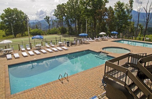 Chalet Village Condo | "Alpine Lookout" Spacious Gatlinburg Condo w Smoky Mtn Views