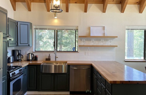 Alpine Meadows House | Alpine Meadows Mountainside Chalet