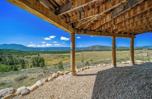 Granby Cabin | Alpine Park Lodge by ColoradoRandR a 2bd+bunkroom Cabin