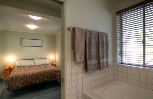 Falls Creek Apartment | Alpine View Apartments - 10 share Superior Deluxe
