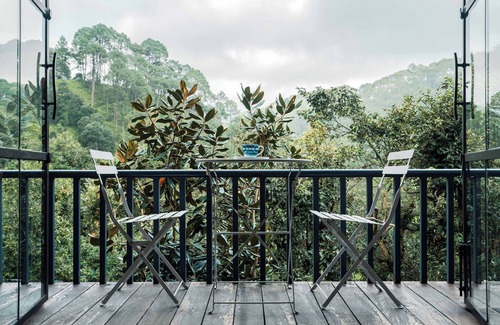 Bhimtal Villa | Alpine Villa, Bhimtal by Ebony Stays| Luxury 3BHK with Hillside Views