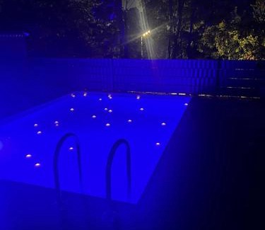 Sllatina e Madhe Villa | Alpine Villa-Pool&Jacuzzi