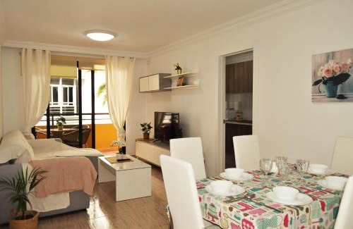 El Medano Apartment | Alquilaencanarias-Medano Center, 3 rooms, terrace