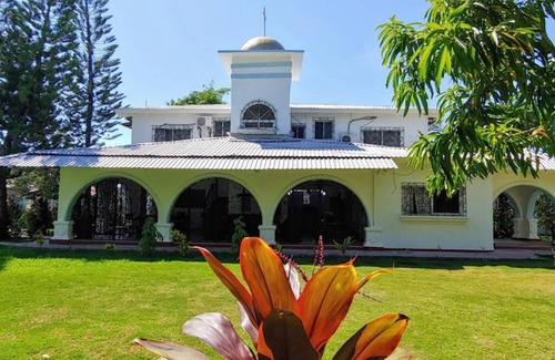 Los Cobanos House | Alquilo Casa en Residencial Villas de Salinitas Colinda con Hotel Decameron, con Piscina y Preciosa Playa Los Cóbanos famosa por sus Arrecifes de Coral y Avistamientos de Ballenas, y Otras Bonitas Playas, a 12 kilómetros