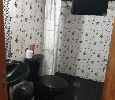 Luque Apartment | Alquilo Departamento con Sanitario