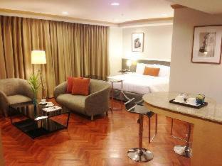 Ploenchit Hotel | Alt Hotel Nana by UHG