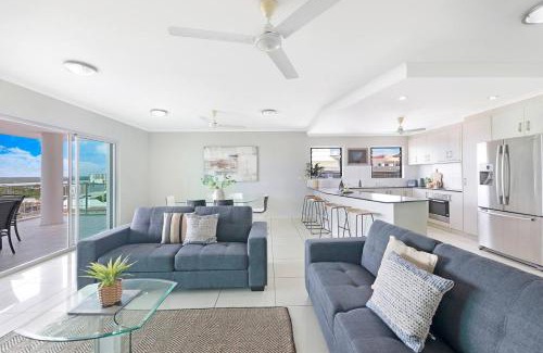 Darwin City Centre Apartment | Alta Vista - City View Oasis in the Heart of Darwin