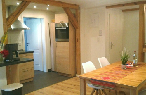 Calmbach Apartment | Alte Schmiede, Ferienwohnung, 50qm, 1 Schlafzimmer, max. 3 Personen