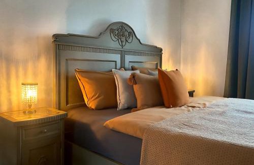 Lutherstadt Wittenberg Apartment | ALTE SCHULE WITTENBERG, 3 Ferienwohnungen für bis zu 12 Personen, an der Elbe, mit Garten