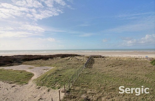 Berck-sur-Mer Apartment | ALTEIA C26 : Beautiful T3 sea view, direct access to the beach