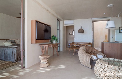 Vizari Villa | Altera Cave-Hebe Villa