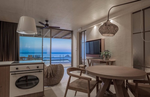 Vizari Villa | Altera Cave-Sun beach villa, pool (adults only)