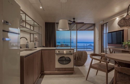 Vizari Villa | Altera Cave-Sun beach villa, pool (adults only)