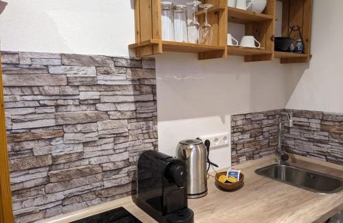 Edenkoben Apartment | Altes Häusle - Doppelzimmer Weinrebe